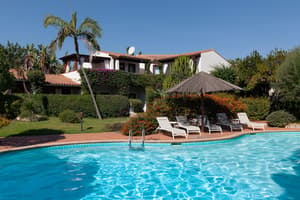 thumbnail: Pool