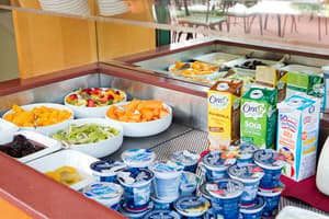 thumbnail: Breakfast buffet