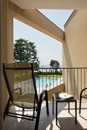 thumbnail: Balcony view