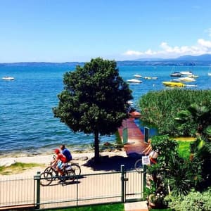 thumbnail: Terrace/patio