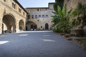 thumbnail: Courtyard