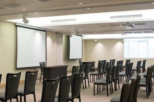 thumbnail: Business center