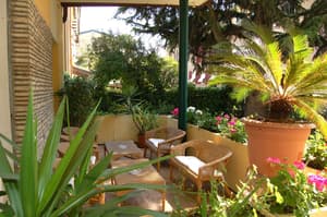 thumbnail: Terrace/patio