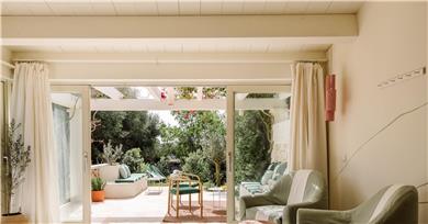 Guest Room,On-Site