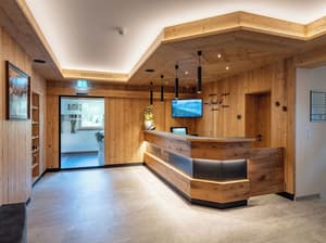 thumbnail: Reception