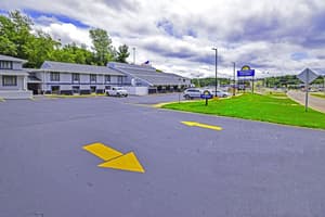 thumbnail: Exterior