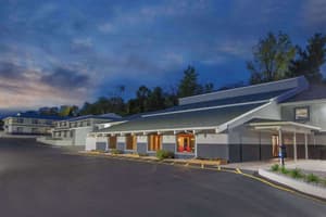 thumbnail: Exterior