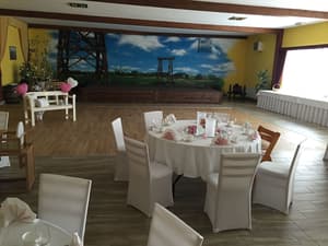 thumbnail: Banquet hall