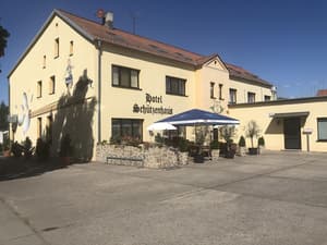 thumbnail: Exterior