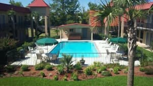 thumbnail: Pool