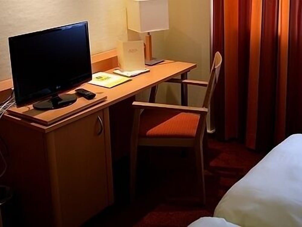 In-room business center