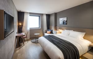 thumbnail: Room