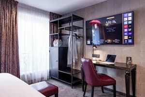 thumbnail: Room