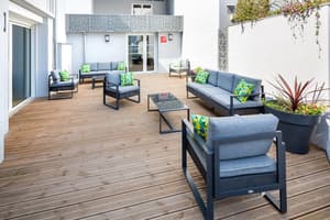 thumbnail: Terrace/patio