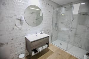 thumbnail: Bathroom