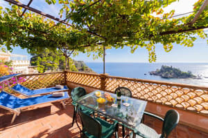 thumbnail: Terrace/patio