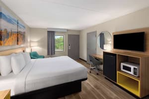 thumbnail: Room