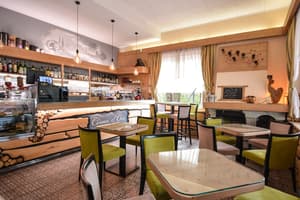 thumbnail: Restaurant