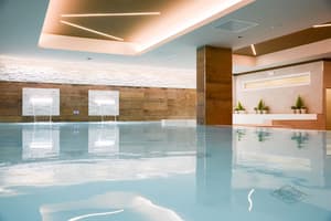 thumbnail: Pool