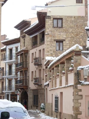 thumbnail: Exterior