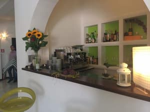 thumbnail: Bar (on property)