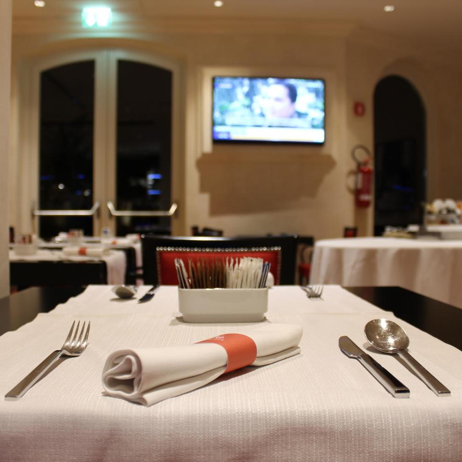 Restaurant-cafeteria
