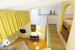 thumbnail: Interior detail