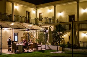 thumbnail: Terrace/patio