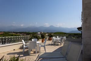 thumbnail: Terrace/patio
