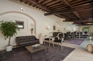thumbnail: In-room dining