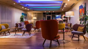 thumbnail: Bar (on property)