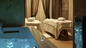 thumbnail: Massage