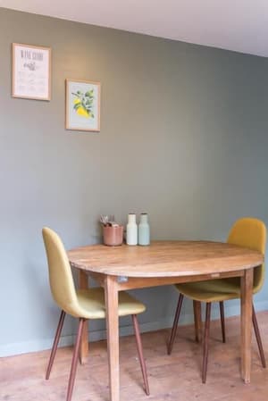 thumbnail: Dining
