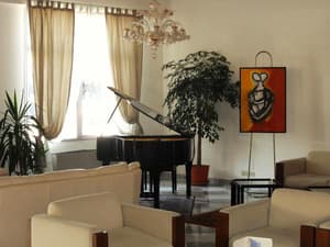 thumbnail: General view