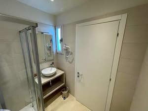 thumbnail: General view