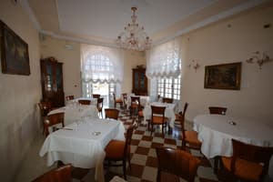 thumbnail: Dining