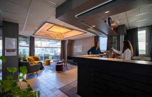 thumbnail: Reception