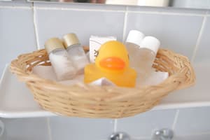 thumbnail: Bathroom amenities