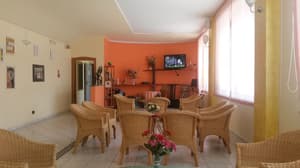 thumbnail: Reception hall