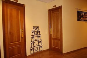 thumbnail: Hallway