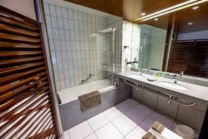 thumbnail: Bathroom