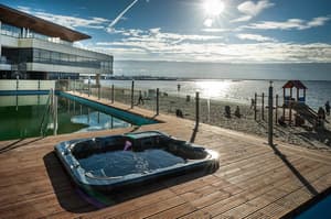 thumbnail: Outdoor pool