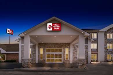 On-Site,Outdoor/Exterior,Exterior View of Building
