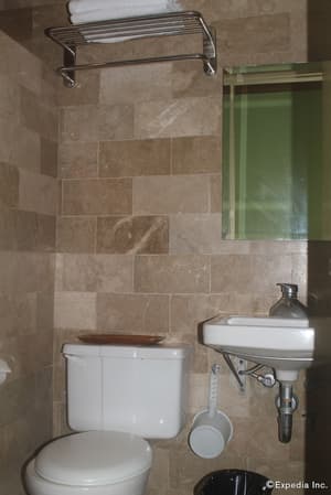 thumbnail: Bathroom