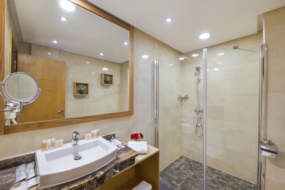 Bathroom shower