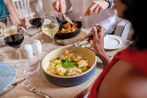 thumbnail: Restaurant