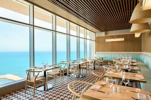 thumbnail: Restaurant