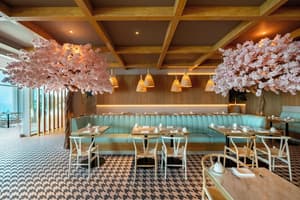 thumbnail: Restaurant