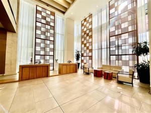 thumbnail: Interior entrance