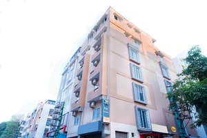 thumbnail: Exterior